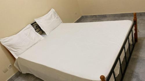 Pointe des Almadies Appartement | Appartement entier F3 climatisé agréable, spacieux et confortable à Guediawaye Gadaye