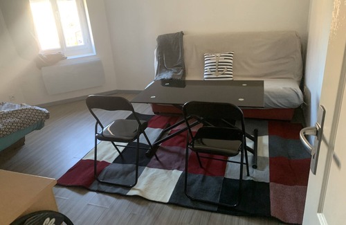 Chateaudun-Bannier Appartement | Appartement f2 Proche du Centre Ville