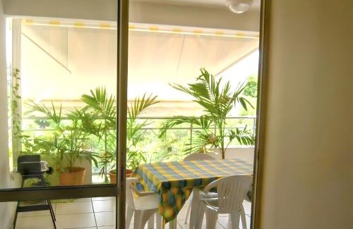 La Trinite Appartement | Appartement face à la mer à La Trinité – 70 m² – Terrasse