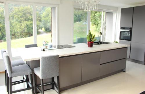 Chatillon-sur-Cluses Appartement | Appartement moderne aux pieds des stations