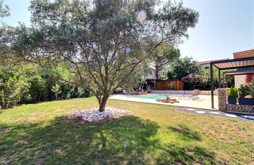 Clermont-l'Herault Appartement | Appartement 1 avec terrasse et piscine