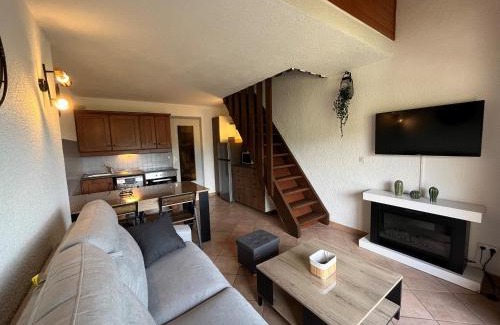 Correncon-en-Vercors Appartement | Appartement T2 cabine + mezzanine, entièrement refait, à Corrençon en Vercors, proche pistes de ski - FR-1-761-40