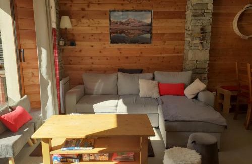 Val Cenis Appartement | Appartement chaleureux avec wifi de 10 personnes à Val-Cenis