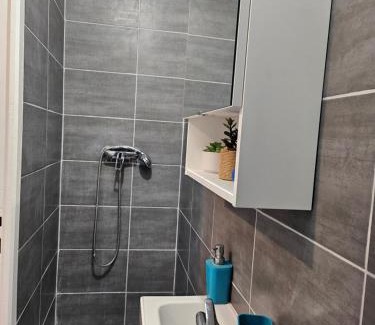 Le Pre-Saint-Gervais Appartement | appartement calme à 10mn à pied de la villette