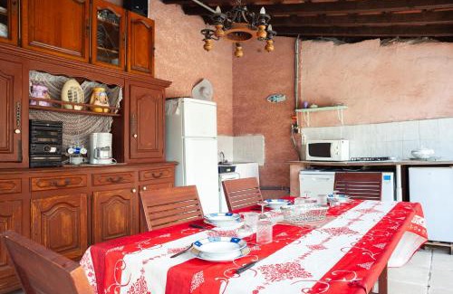 Roquefort-la-Bedoule Appartement | Appartement Avec Piscine Et Cuisine