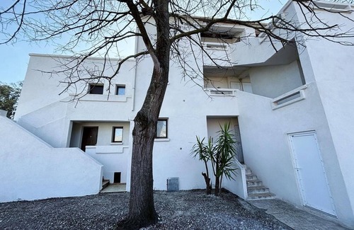 Santa-Maria-Poggio Appartement | Appartement Bruzzi Pieds Dans Leau