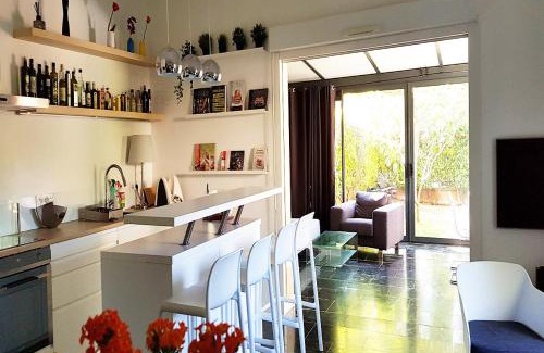 Voisins-le-Bretonneux Appartement | Appartement contemporain jardin & jacuzzi