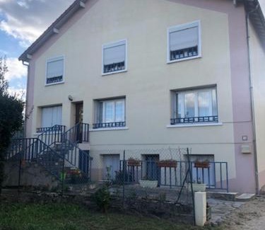 Thiais Appartement | Appartement gris moderne Paris et aéroport Orly