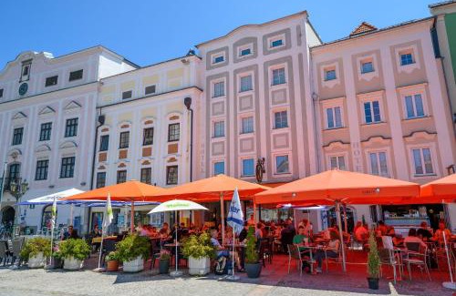 Enns Hôtel | Appartement-Hotel GH Zum Goldenen Schiff