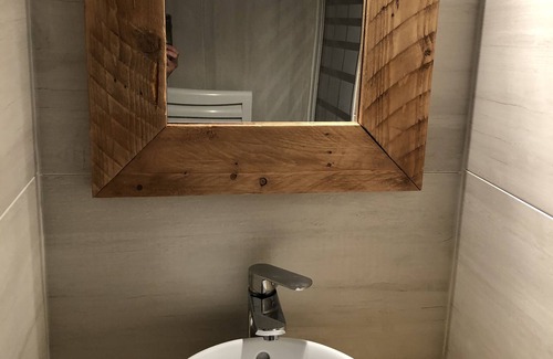 Ax-les-Thermes Appartement | Appartement hyper centre Ax-les-Thermes ! Idéalement placé