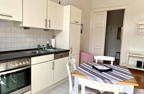Stralsund Appartement | Appartement L - Ferienwohnung am Theater Haus Olaf Palme 1