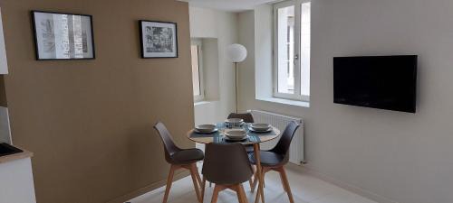 Saint-Valery-en-Caux Appartement | APPARTEMENT LE PHARE AU PIED DU PORT