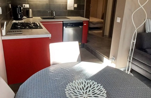 Ribiers Appartement | Appartement sur jardin entre Sisteron et Gorges de la Méouge: Hauts de Toscane 1