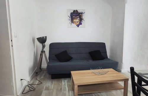 Saint-Ambroix Appartement | Appartement Le république idéalement situé.