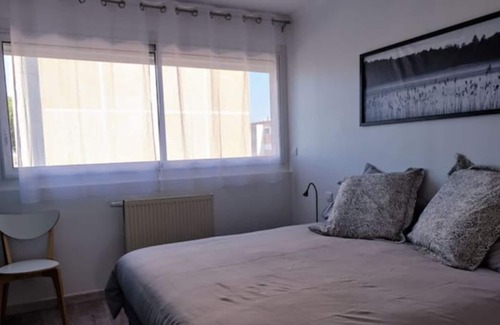 Ancely Appartement | Appartement Moderne à Côté du Tramway