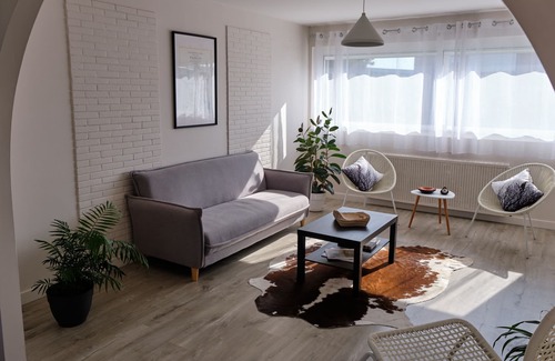 Ancely Appartement | Appartement Moderne à Côté du Tramway
