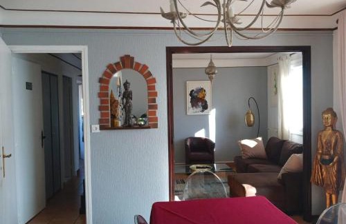 Saint-Assiscle Appartement | Appartement moderne à Perpignan avec vue sur la montagne