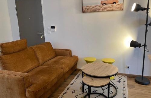 Le Palais Appartement | Appartement moderne avec terrasse près des plages - FR-1-418-258