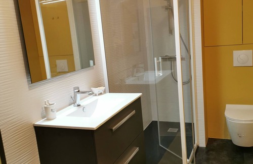 Cadeac Appartement | Appartement montagne ARREAU avec parking et piscine, à 5 min du village