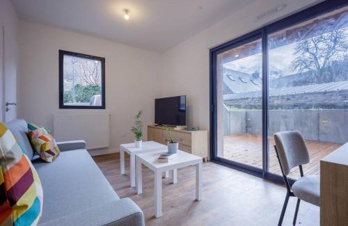 Peyragudes Appartement | Appartement Neuf à Loudenvielle - 6 pers, 2 ch, terrasse sud, proche télécabine et Balnéa - FR-1-695-12