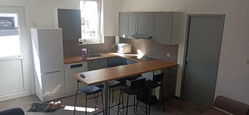 Asquillies Appartement | Appartement neuf - 2 chambres - 4 à 5 personnes.