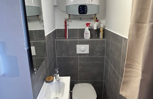 Corte Appartement | Appartement Place Paoli Dans le Centre Historique de Corté