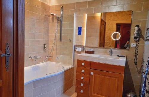 Crepon Appartement | Appartement Prestige Résidentiel 3 chambres 3 salles de bain au Manoir de Mathan à Crépon 5 mn d'Arromanches et 10 mn de Bayeux