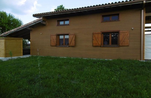 Saint-Come Appartement | appartement rez-de chaussée dans chalet écolo