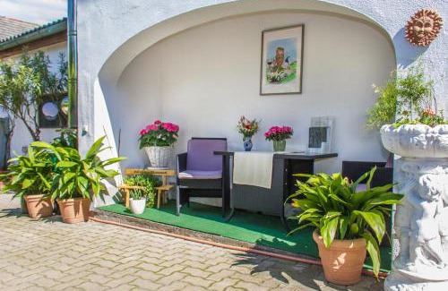 Podersdorf am See Appartement | Appartement Roiss