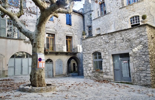 Sauve Appartement | Budget apartment in the centre of Sauve