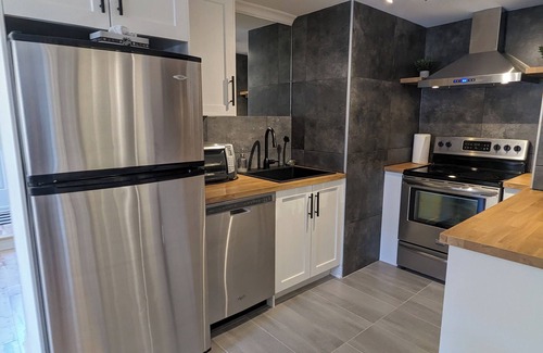 Lachenaie Appartement | Appartement Style Urbain Très Tranquille Situés a 5 min du Vieux Terrebonne