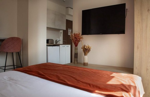 Levallois-Perret Appartement | Appartement Supérieur: two-Bedroom with WiFi & AC Near Paris