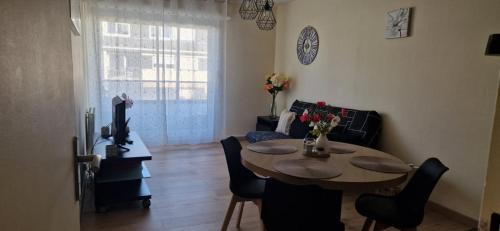 Courseulles-sur-Mer Appartement | Appartement T2 bord de mer résidence calme