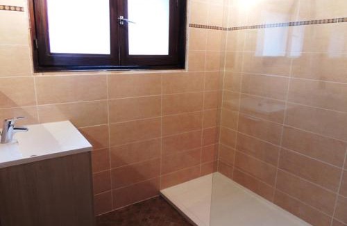 Les Gets Appartement | Appartement T2 au pied des pistes, cœur de village - 3 étoiles - 4 personnes - FR-1-598-65