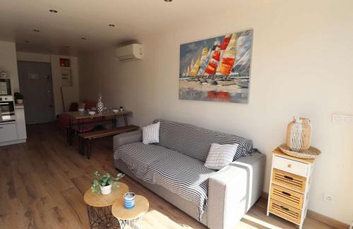 Le Grau-Du-Roi Appartement | Appartement T2 avec Terrasse et Piscine au Grau-du-Roi, Proche Mer et Commerces - FR-1-307-237