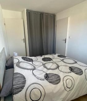 Mirepoix Appartement | Appartement T2 avec piscine