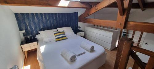 Angouleme Appartement | Appartement T2- Indus' appart'/WIFI/PARKING