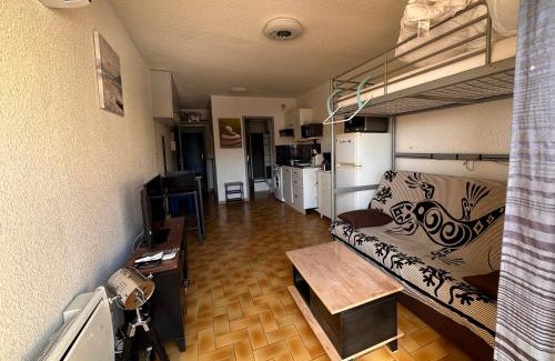 Port Rive Gauche Appartement | Appartement terrasse sur le port, piscine, tennis