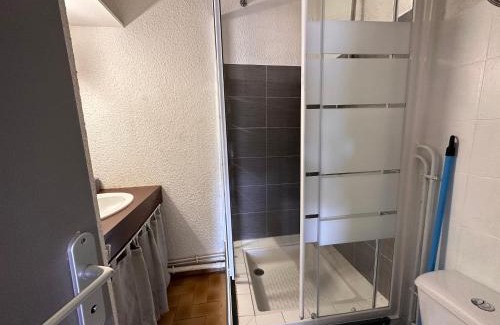 Port Rive Gauche Appartement | Appartement terrasse sur le port, piscine, tennis