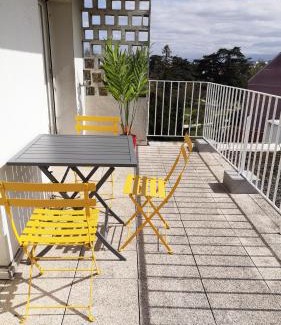 Centre Ville Appartement | Appartement tout confort 2 chbres - 72m2 - avec terrasse et vue Pyrénées