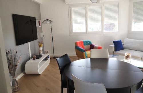 Centre Ville Appartement | Appartement tout confort 2 chbres - 72m2 - avec terrasse et vue Pyrénées