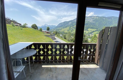 Praz-sur-Arly Appartement | Appartement type F1, pistes accessibles skis aux pieds