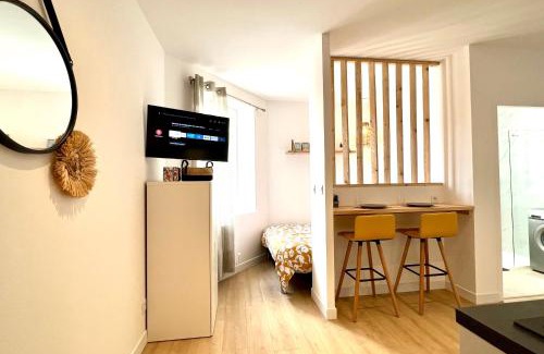 Miribel Appartement | Appartement ~ Un Lundi au Soleil~ à 15 min de Lyon