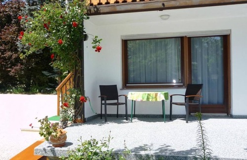 Bodensdorf Appartement | Appartement4 für 4 Personen mit Küche, Bad, Balkon - Haus Lindenweg