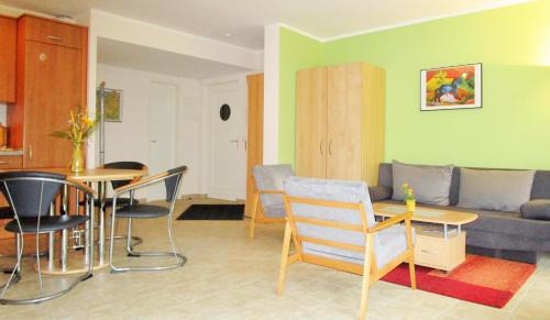 Wittenbeck Appartement | Appartementanlage Am Grün 14 Fewo Bettina WE 4
