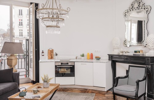 Graslin - Commerce Appartement | Appartements Place Royale - Maisons du Monde Hôtel & Suites