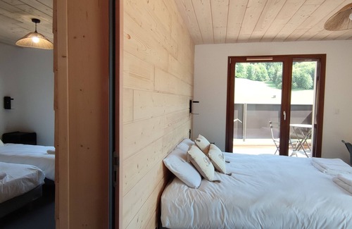 Les Hopitaux-Neufs Hôtel | Appart-Hôtel en Montagne : Piscine, Sauna et Confort pour Toute la Famille