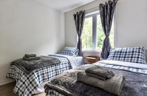 Laval-des-Rapides Appartement | Appartment 2BR 4 beds AC wi-Fi Smart TV FreeParking