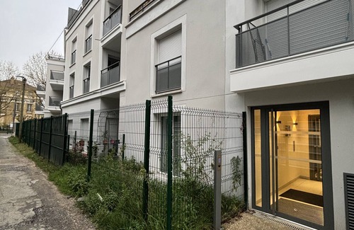 Sannois Appartement | Appartment 40m2 - Sannois Station- 20 min to Paris
