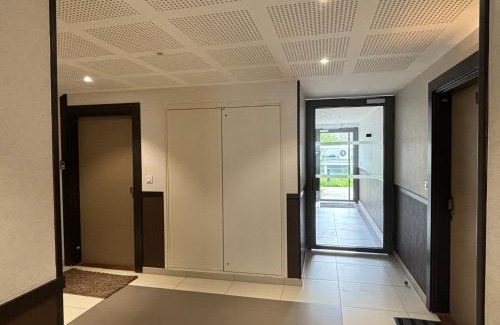 Sannois Appartement | Appartment - Sannois Station- 20 min to Paris